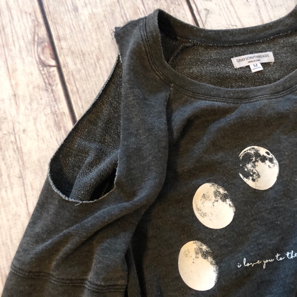 Sweatshirt - Picture 2 of 2